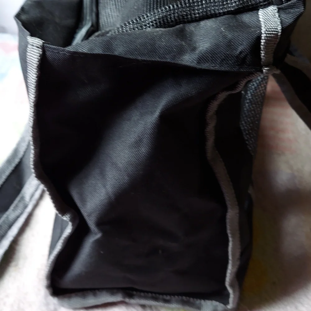 Small pet carrier